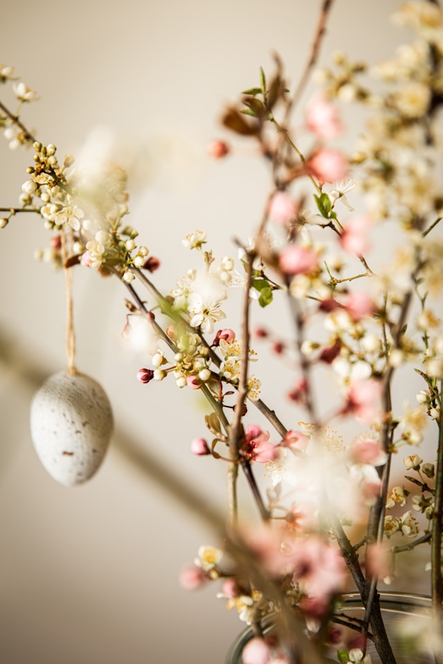 Velikonoce a pocta zesnulým, nová tradice pro vzpomínky